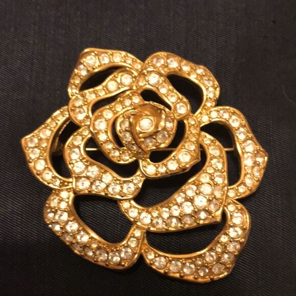 Vintage Elizabeth Taylor Rose Brooch - Picture 1 of 6
